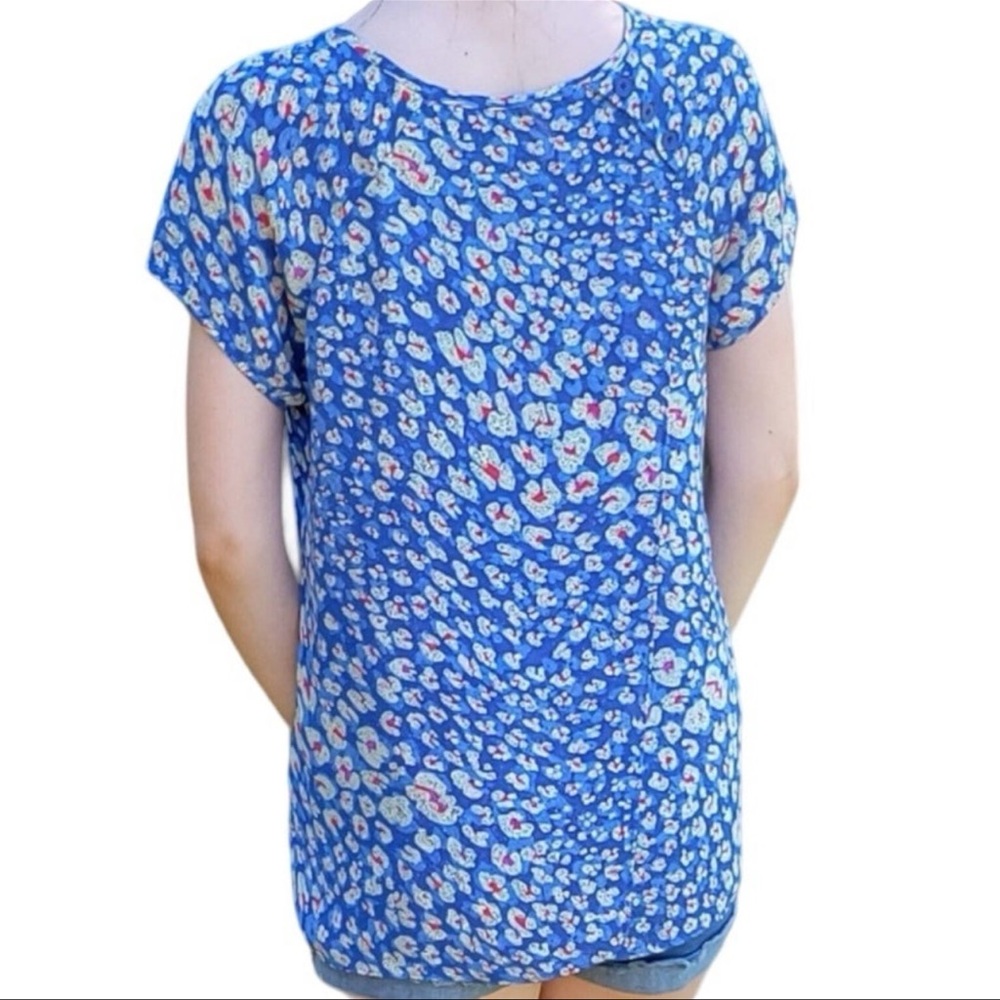 Cabi Flutter Sleeve Crossover-Back Button Detail … - image 2